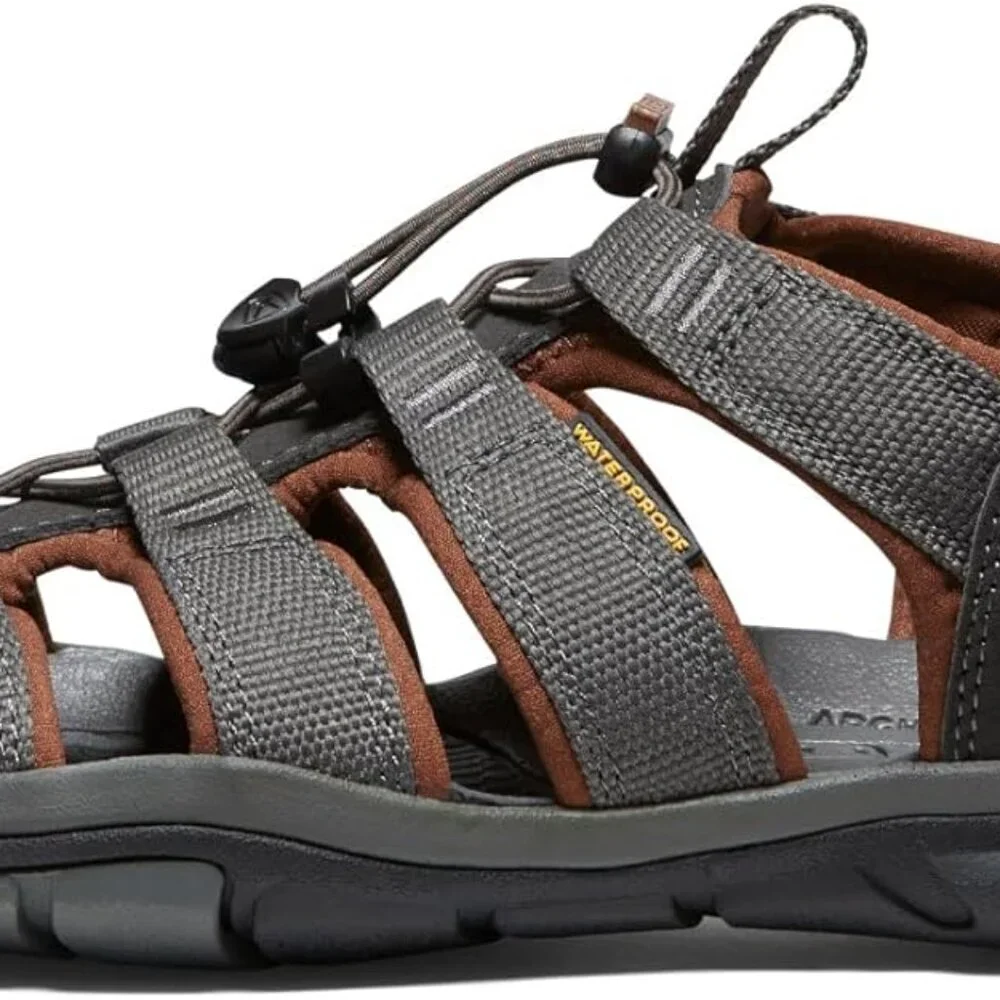 KEEN Clearwater Cnx Lightweight Water Sandals